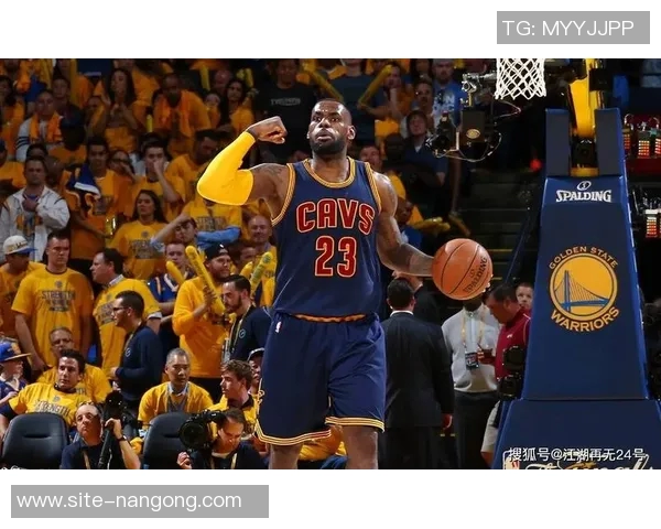 詹姆斯状态回暖近10场比赛表现抢眼场均25分助力球队重回巅峰